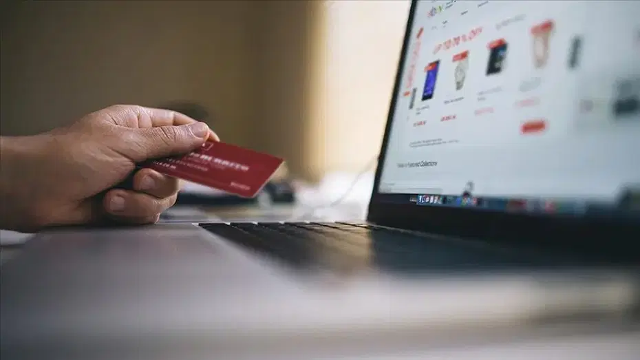 Online Alışverişte Sahte Yorumlara Karşı Sert Adımlar