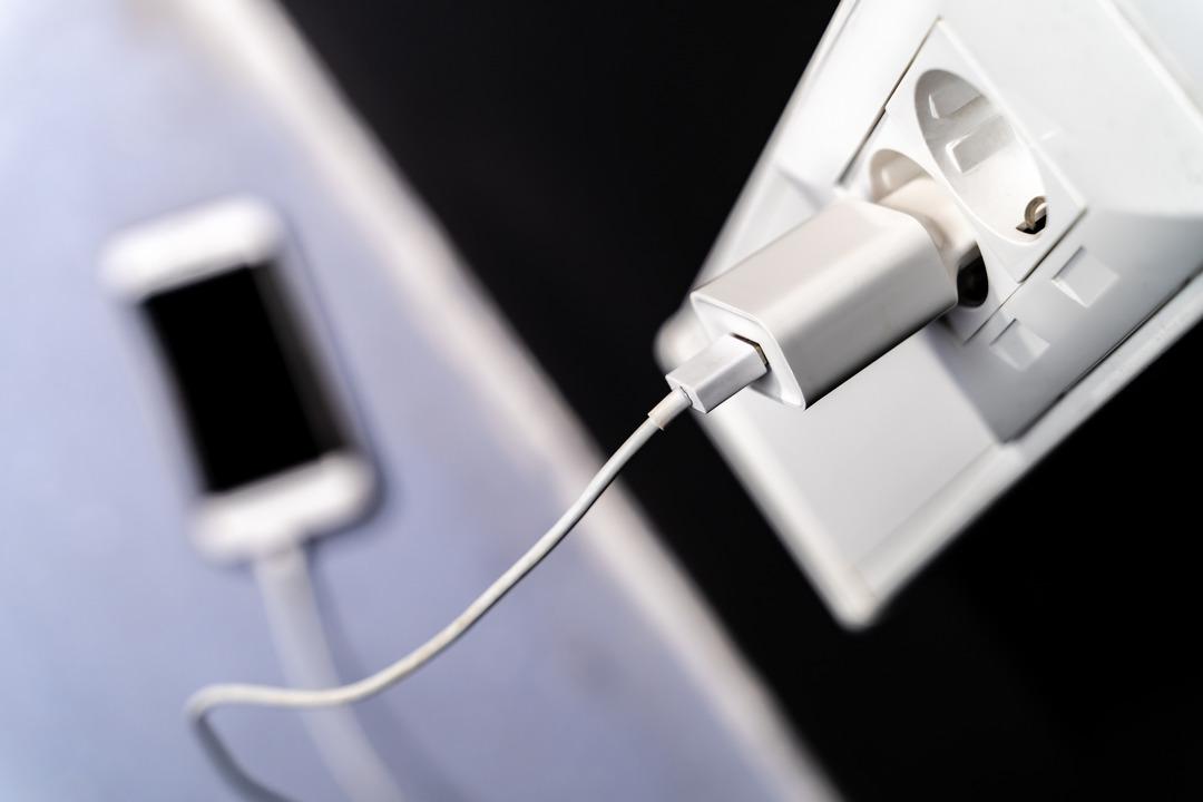 Telefonu yüklerken dikkatli olun! Uzman Adı uyarıldı: Bunları yapmayın 3