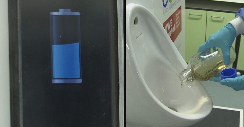 İdrardan cep telefonu şarj edilebilecek