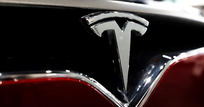 Tesla’nın “kayıp” dediği kaza kaydını bir hacker buldu – Son Dakika Teknoloji Haberleri