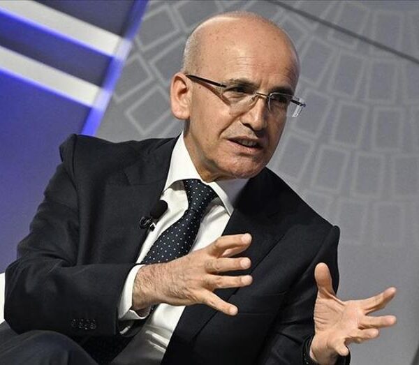 Bakan Şimşek: “Artık daha az kırılganız”