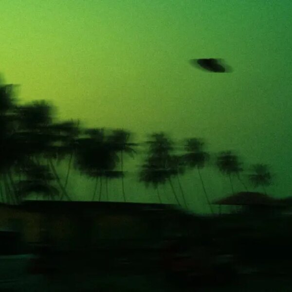 Kanadalı profesör: “Uzaylılar Ay’a hediye bırakmış olabilir”