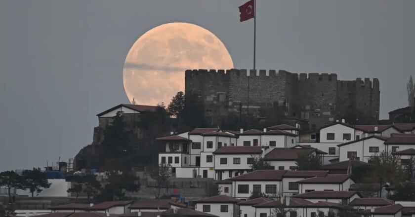 Yılın son Süper Ay’ı: Türkiye’den "Kunduz Dolunayı" manzaraları