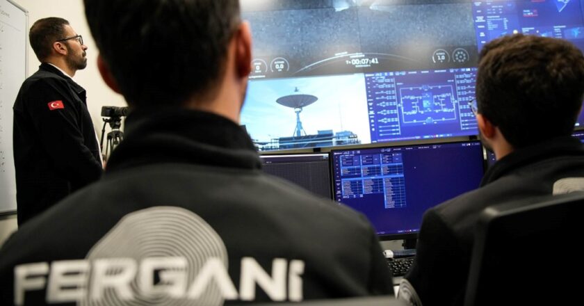 Milli uydu Fergani FGN-100-d2 uzayda